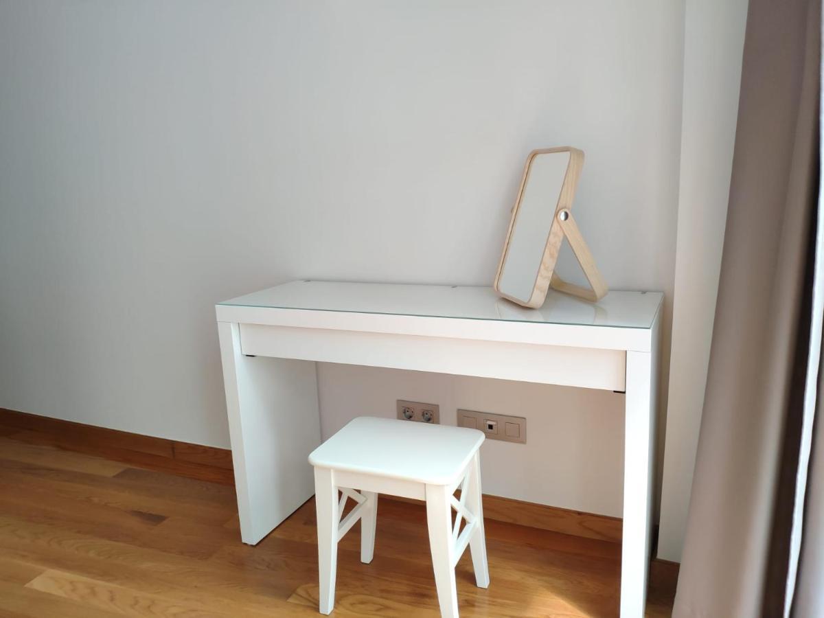 Coco Pardal, Apartment